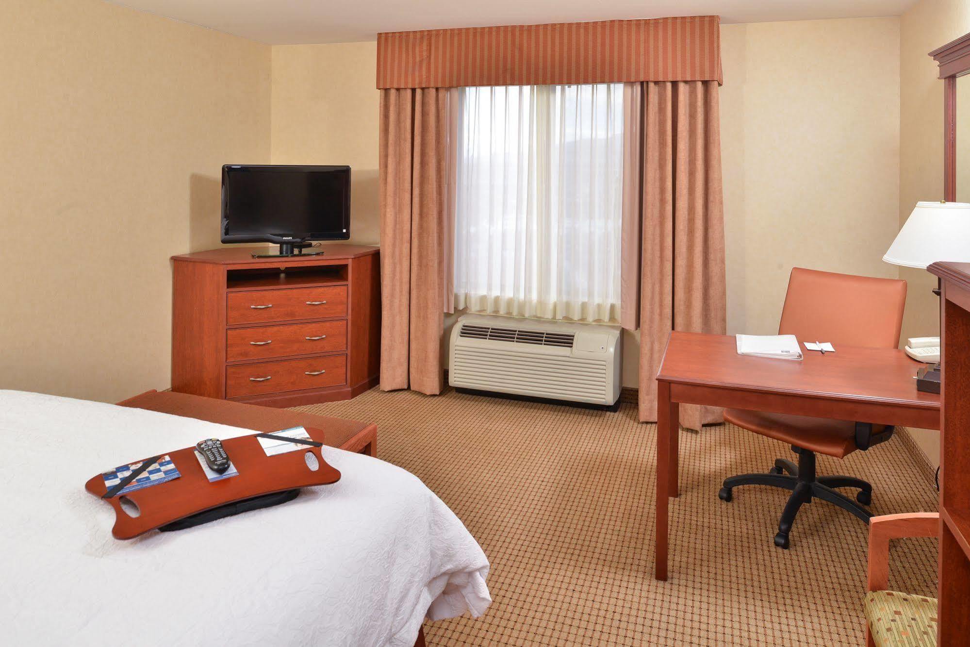 Hampton Inn Rock Springs Bagian luar foto